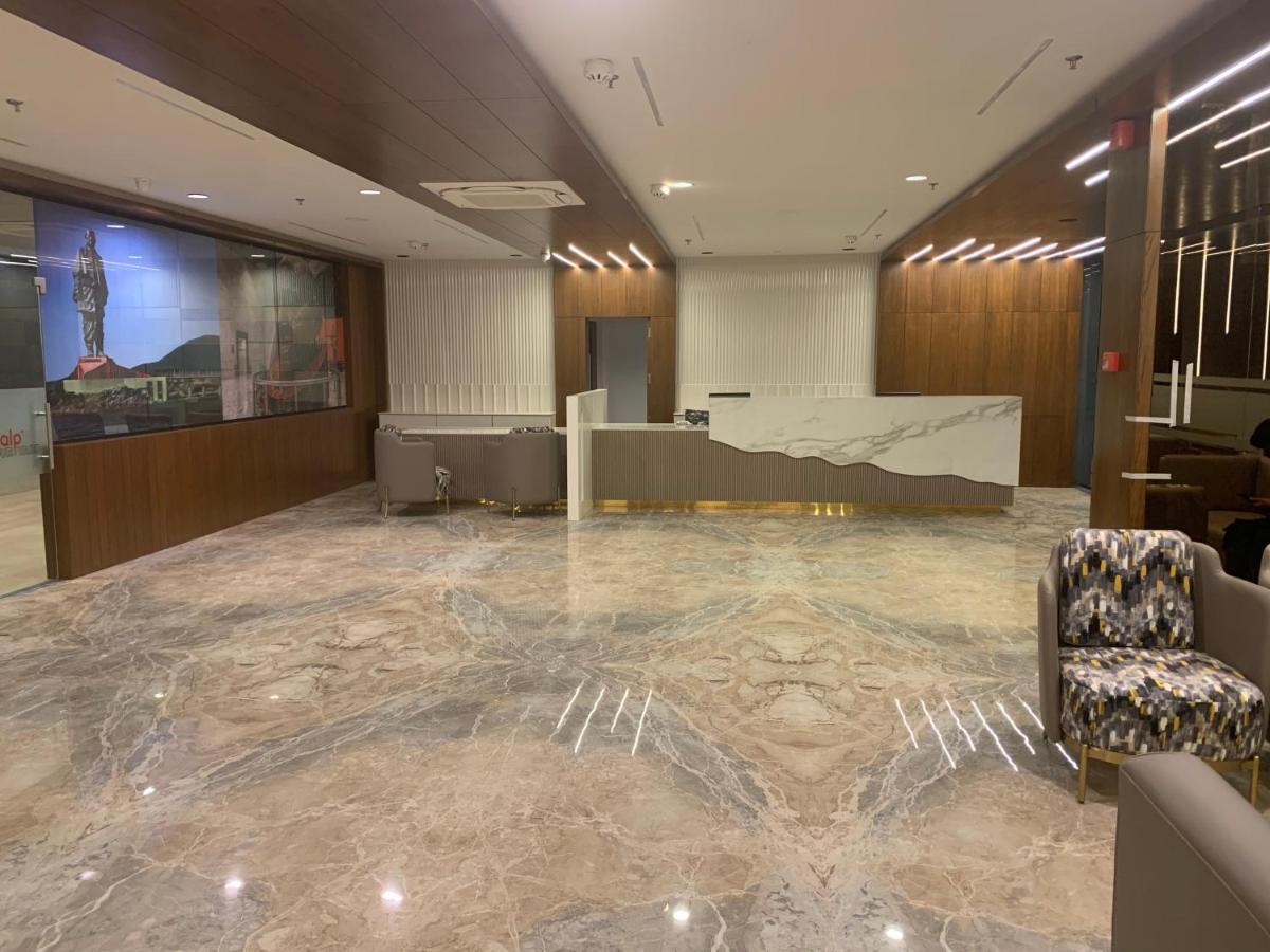 Kevadia Comfort Inn , Statue Of Unity מראה חיצוני תמונה