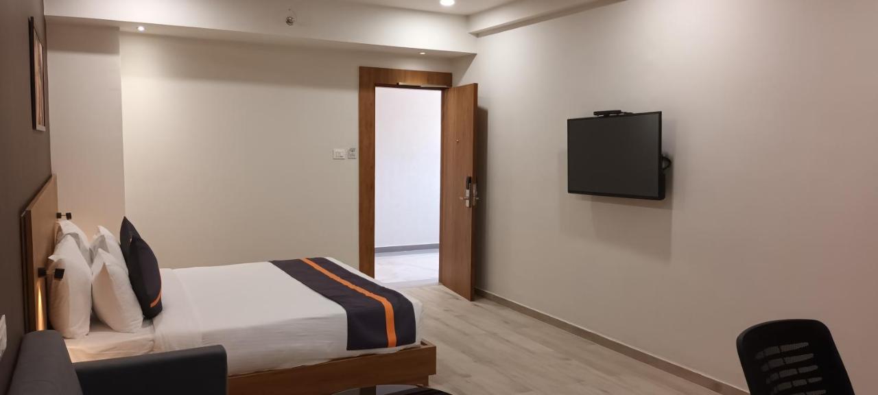 Kevadia Comfort Inn , Statue Of Unity מראה חיצוני תמונה