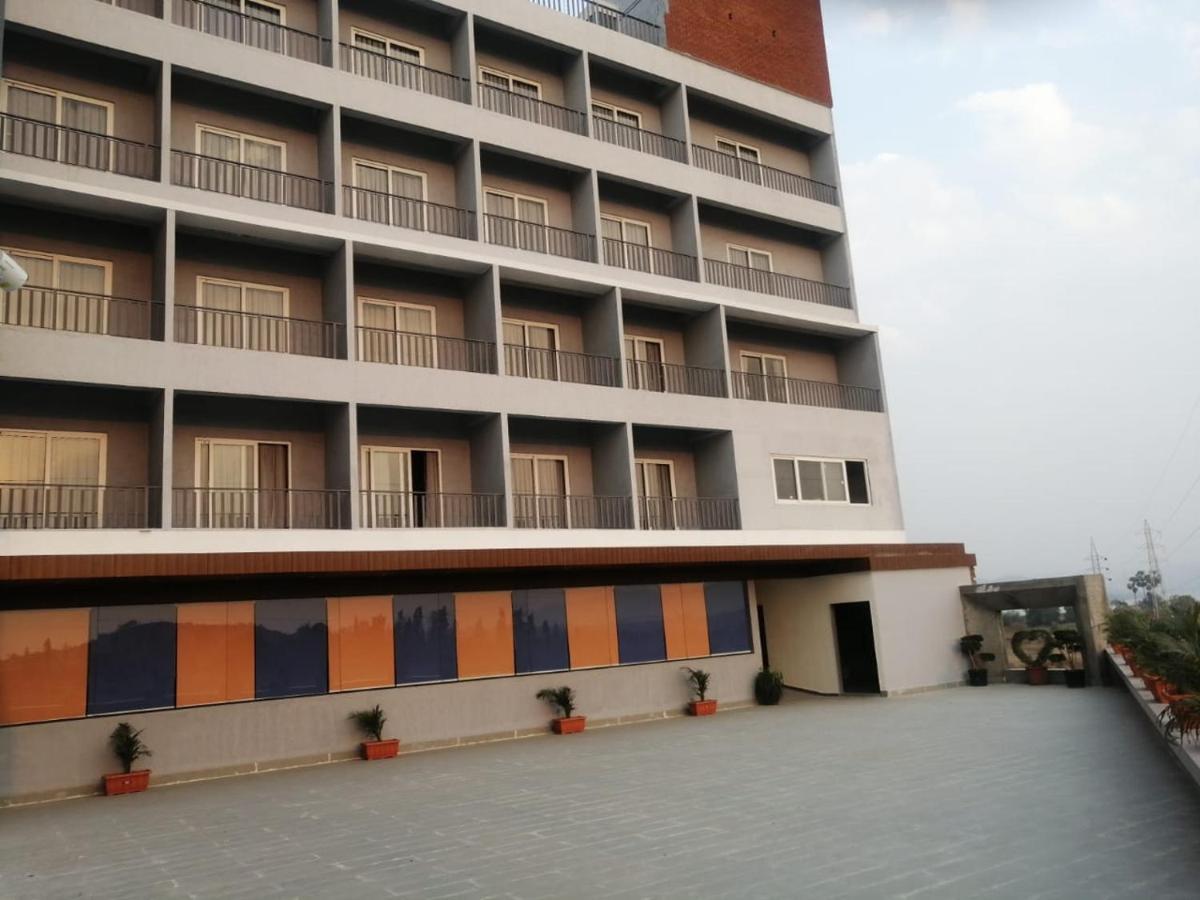 Kevadia Comfort Inn , Statue Of Unity מראה חיצוני תמונה
