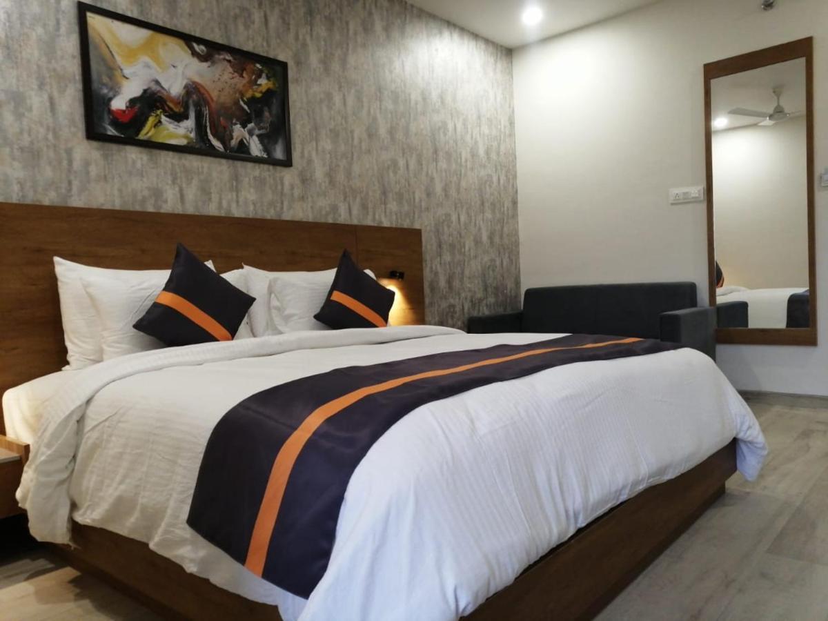 Kevadia Comfort Inn , Statue Of Unity מראה חיצוני תמונה